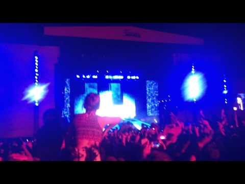 Eminem & Dido - Stan LIVE at Leeds Festival 25 Aug 2013