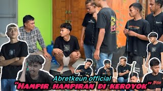 Download lagu Sundanese comedy sketch || Almost got beaten up⁉️ mp3