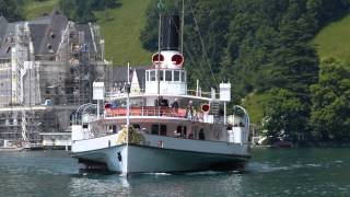 preview picture of video 'Paddle-wheel steamer GALLIA arriving at Vitznau'