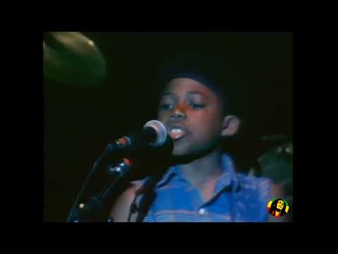 Musical Youth – Pass The Dutchie (  Reggae Sunsplash 1983 )
