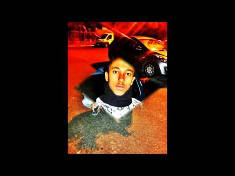 קפה שחור חזק מארחים את סולג'יי אור אקלה