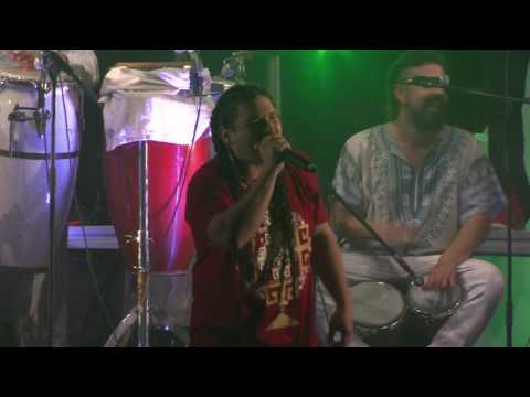 Santaferia - Alma Blanca (ft. Meta Guacha - 10 años Movistar Arena