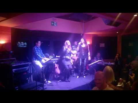 Lissandra Lima & Kelly Moore - I´ll Be There