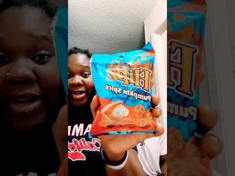 FLIPZ PUMPKIN SPICE PRETZELS #trendingshorts #viralvideo #reviews