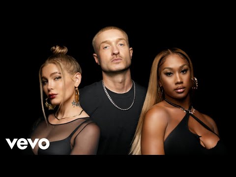 Cazwell, Chanel Jole, Trace Lysette - Taser In My Telfar Bag (Official Video)