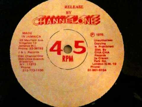 Carol Cole - Echo mama!