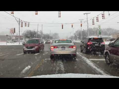 Snowy Drive in Warren, Michigan, U.S.A. 🇺🇸 03/01/2018