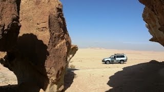 preview picture of video 'جولة في كهوف ومغارات وممرات جبل حمراء جودة  رحال الخبر-A tour of the caves and caverns and mountain'