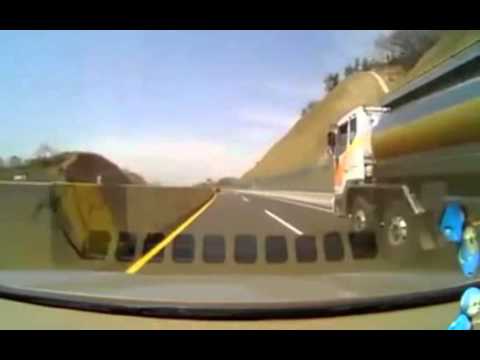 Nicht gerade klein der Kratzer Fail