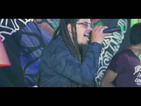 Colombiana reggae - UN DÍA MAS ( vídeo clip Oficial )