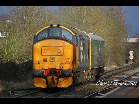 Class 37 no. 37402 through Ashchurch for Tewkesbury 2017