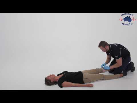 First Aid Basics: Snake Bite - Pressure Immobilisation Technique (Emergency Australia)