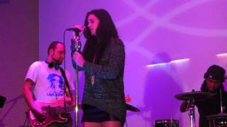 Kat Dahlia - Just Another Dude (Live Jam Session @ NHow Hotel Berlin 26.08.2013)