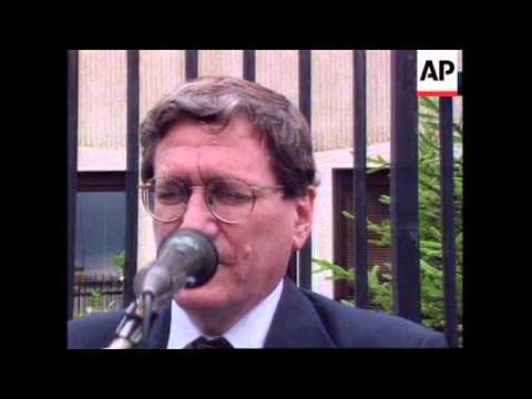 Kosovo - Holbrooke in talks with Rugova