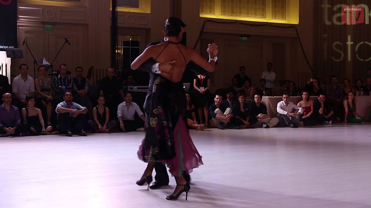Sebastian Achaval - Roxana Suarez, 1-4, tanGO TO istanbul - 5th edition - 2013