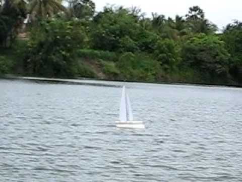 RT65R Armageddon Race Trimaran - Maiden Voyage Clip 2