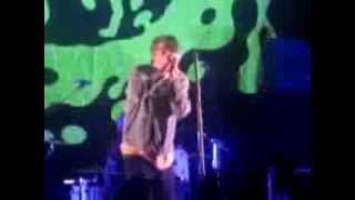 Ned&#39;s Atomic Dustbin - Walking Through Syrup (Live @ Brixton Academy, London, 10.11.12)