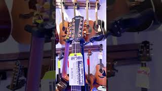 Video thumbnail for El nuevo Bajo quinto Taylor 150ce   🎸👌🏼 🔥 by Sergio Loeza