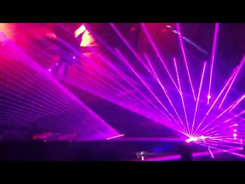 Hard Rock Sofa - LIV Miami