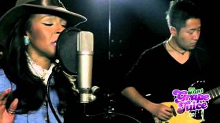 Melody Thornton - Smoking Gun - The Splash