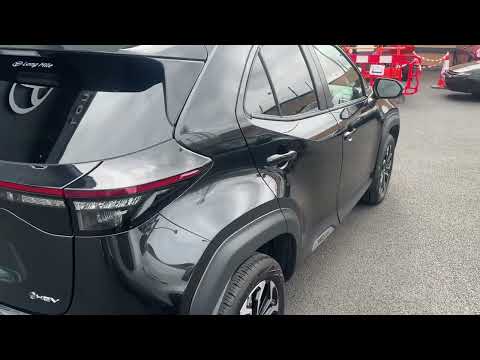 Toyota Yaris Cross 1.5 Hybrid Luna Sport 5dr *Iris - Image 2