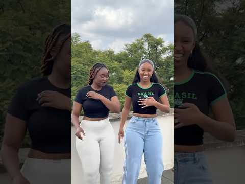 Likkle London 💚 #africangood #dancehall #dance @royal.veee
