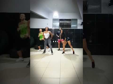 Não nasceu pra namorar