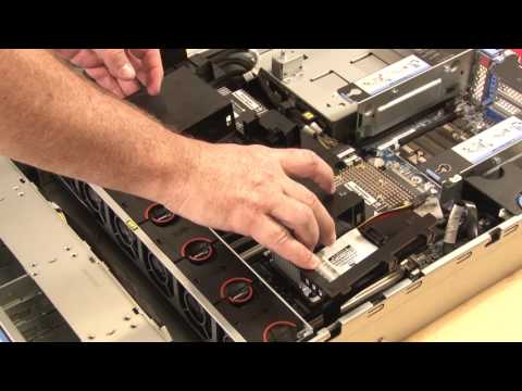 Lenovo ThinkSystem SR650 installing a DIMM