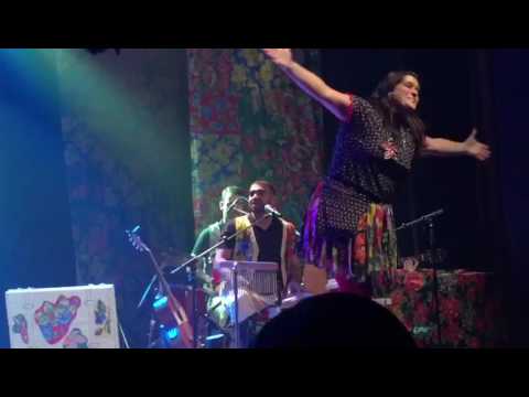 "Um conto de Fado padrinho"