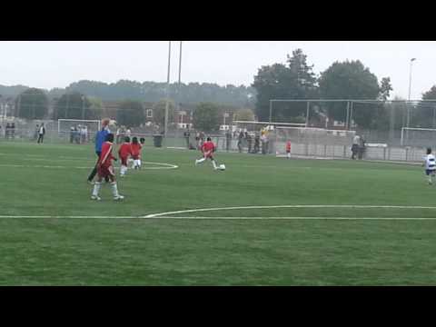 Buitenboys  sc. F2 (za) vs. Sporting Almere F1 (za) 7-9-2013 9:44