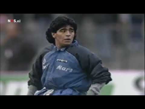 MARADONA Live is life 1989 Completo .(FULL) April 1989: Diego Maradona delighted the Napoli fans...