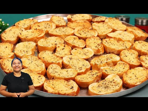 Quando Tenho Pão Velho em Casa eu FAÇO ESSA RECEITA e não Sobra Nada! Torrada Temperada DELICIOSA!