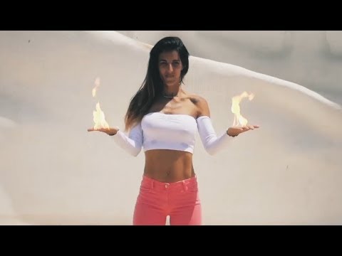 SOUGES Feat. MONTY WELLS - Holding On