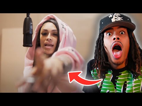 Murda Bae Is Back And Dissing Everyone... *Murda B - Beckham in Boston (WhoRunItNYC Performance)*