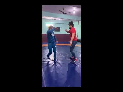 महिला पहलवान दिव्या काकरान | दिव्या काकरान डांस | Divya kakran dance