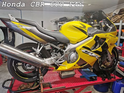 Honda CBR F4i, as always the same as in every other.