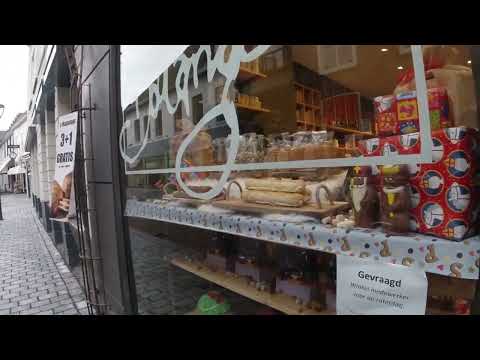 Welcome in Hulst markt op maandag en de Gentsestraat winkelstraat