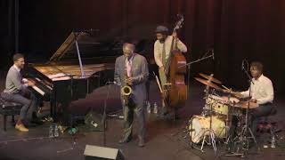 Emmet Cohen Trio feat. Houston Person: "Easy Walker"