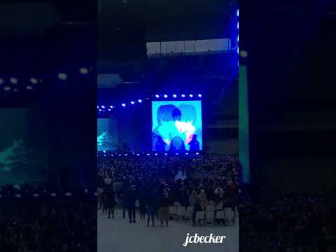 190607 Taehyung “Singularity” BTS Speak Yourself Tour in Paris