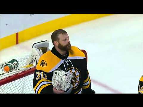 Tim Thomas - Alex Burrows scrum 6/8/11