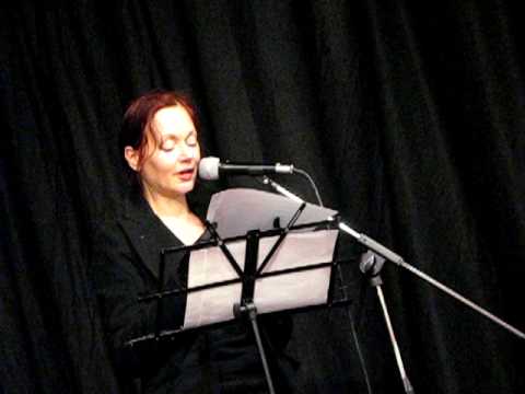 Patrizia Valduga legge poesia di guerra di Clemente Rebora