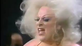 Divine - Born to be cheap (Live on Letterman)