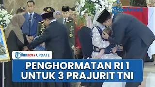 Prabowo Hormati 3 TNI yang Gugur Akibat Serangan Israel di Lebanon, Peluk Keluarga yang Berduka