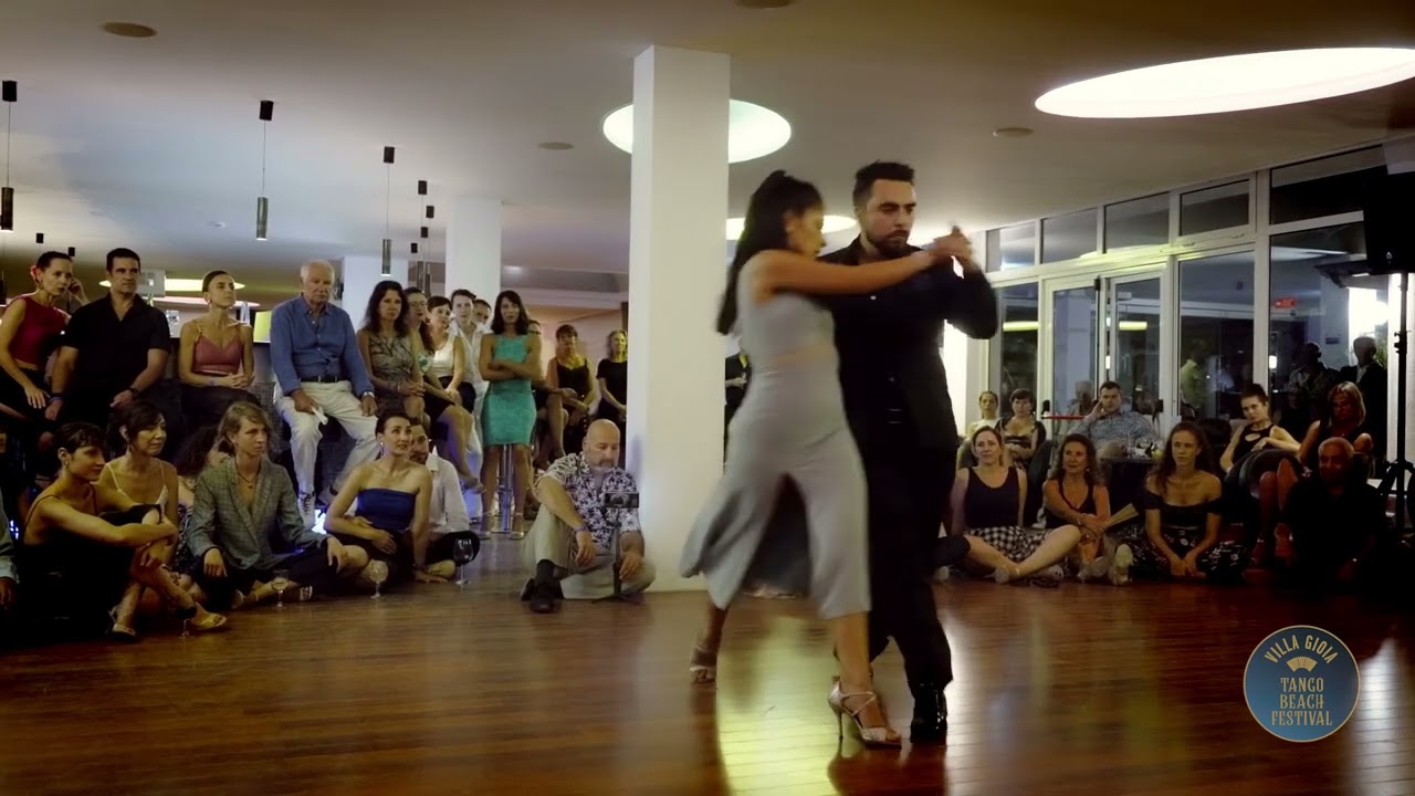 Jonathan Saavedra & Clarisa Aragón (4/6)