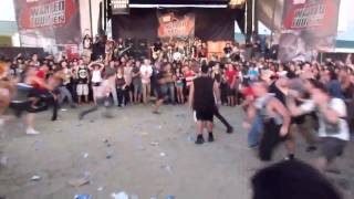 BMTH @Pomona Warped Tour WALL OF DEATH and HUGE circle pit vid 5 of 7