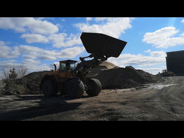 563334 Wheel loader Volvo L180E -05 incl. bucket