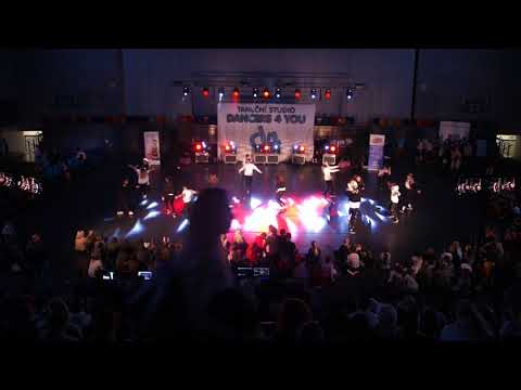 VS 2017 D4U 32. HVK A TEAM - Katie/Adri