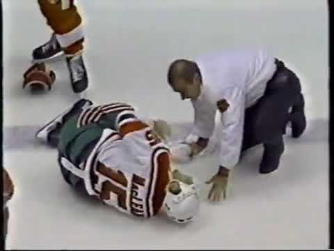 Gerard Gallant vs Tommy Albelin