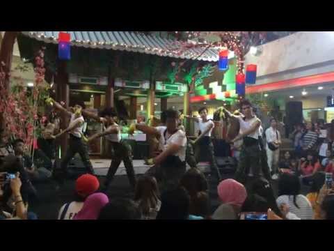 Girls' Generation & Nine Muses - Drama & Catch Me If You Can cover by Boys' Generation Indonesia