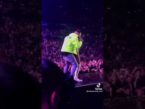 Lamborghini live con sfera ebbasta e Elettra Lamborghini e Gue